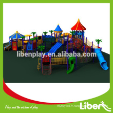 Attrayant grand parc en plastique jeux de structures pour les enfants